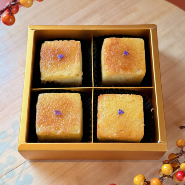 Festive Gift Box Orange Maple Sugee