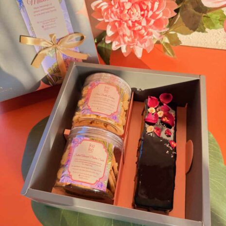 Gift Box Hazel 1sq Gift Box Hazel 1sq